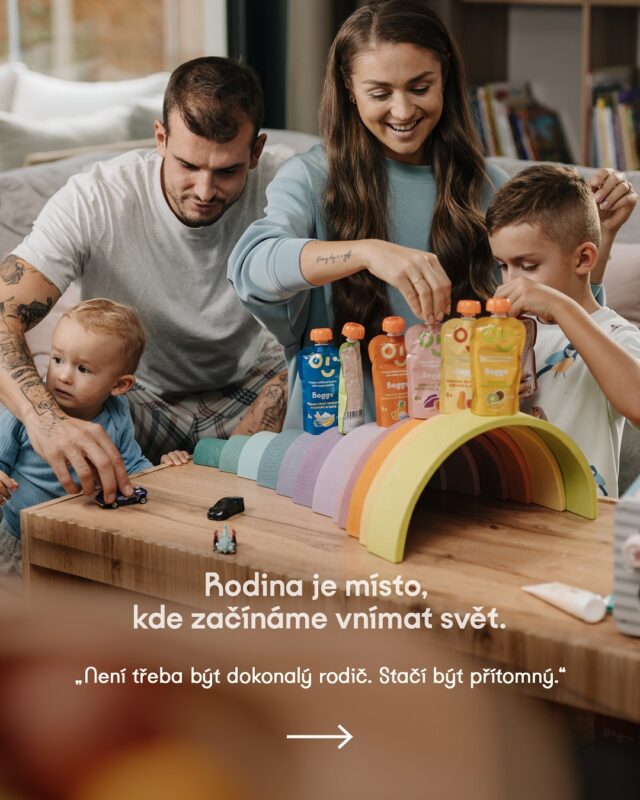 Dnes slavíme mezinárodní den rodiny 💛 

Rodina není jen o společném příjmení. Je to o malých rituálech, o sdíleném tichu i smíchu, o lidech, se kterými můžeme být sami sebou. Dnes slavíme ty, kdo jsou nám domovem, ať už je tvoří kdokoli. 🧑‍🧑‍🧒‍🧒

#beggs #zacneteted #mindfulparenting #rodina #rodicovstvi #vsimaverodicovstvi #vsimavost #materstvi